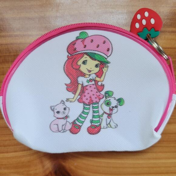 Pink Strawberry-Themed Coin Purse – 2000s Style Pouches with Keychain Zipper - Picture 1 of 5